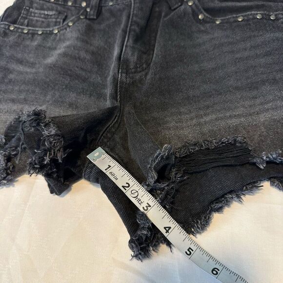Austin Landing Black Distressed Studded Denim Mini Shorts Women 28” Biker Grunge - Picture 9 of 10